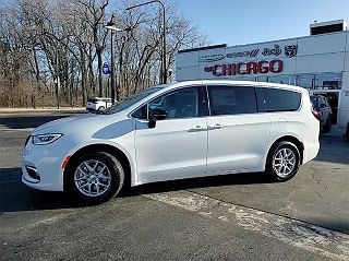 2024 Chrysler Pacifica Touring-L 2C4RC1BG4RR110180 in Chicago, IL 10