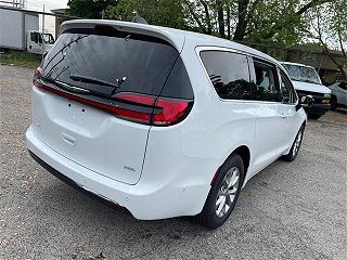 2024 Chrysler Pacifica Touring-L 2C4RC3BG7RR157229 in Chicago, IL 5