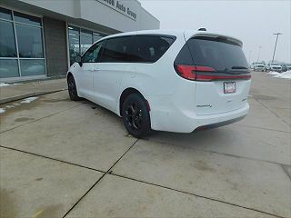 2024 Chrysler Pacifica Select 2C4RC1S72RR104765 in Clinton, IA 12