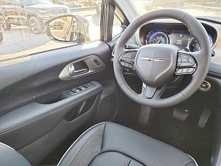 2024 Chrysler Pacifica Limited 2C4RC1GG4RR100385 in Dearborn, MI 6