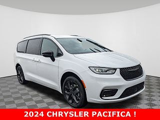 2024 Chrysler Pacifica Touring-L 2C4RC3BGXRR161288 in Fort Thomas, KY 1