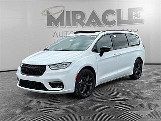 2024 Chrysler Pacifica Limited VIN: 2C4RC1GG5RR113596