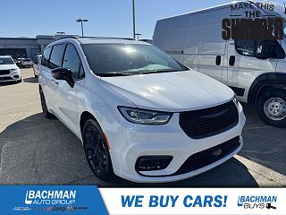 2024 Chrysler Pacifica Limited VIN: 2C4RC1GG5RR103781