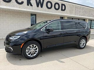 2024 Chrysler Pacifica Touring-L 2C4RC3BGXRR161257 in Marshall, MN 3