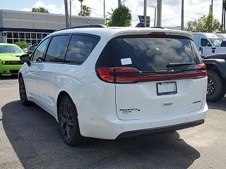 2024 Chrysler Pacifica Limited 2C4RC1GG1RR126684 in Miami, FL 3