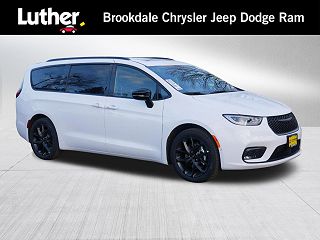 2024 Chrysler Pacifica Limited VIN: 2C4RC1GG4RR117512