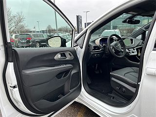 2024 Chrysler Pacifica Limited 2C4RC1GGXRR105333 in North Aurora, IL 14
