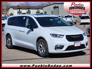 2024 Chrysler Pacifica Limited 2C4RC1GGXRR117224 in Pueblo, CO 1