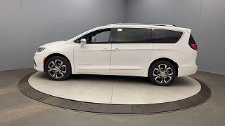 2024 Chrysler Pacifica Pinnacle 2C4RC3PG1RR135073 in Rochester, NY 2
