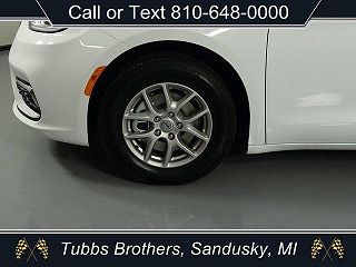 2024 Chrysler Pacifica Touring-L 2C4RC1BGXRR113875 in Sandusky, MI 6