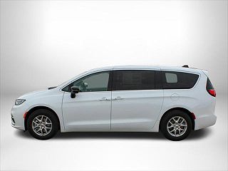 2024 Chrysler Pacifica Touring-L 2C4RC1BG3RR108548 in Sioux City, IA 8