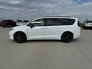 2024 Chrysler Pacifica Touring-L 2C4RC1BG3RR116973 in Waukee, IA 3