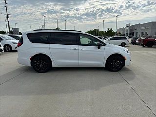 2024 Chrysler Pacifica Touring-L 2C4RC1BG3RR116973 in Waukee, IA 6