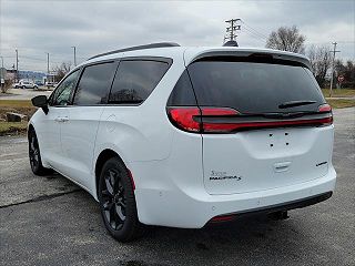 2024 Chrysler Pacifica Limited 2C4RC1GG2RR117332 in York, PA 6