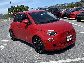 2024 Fiat 500e INSPI(RED) ZFAFFAA45RX204871 in Gaithersburg, MD 2