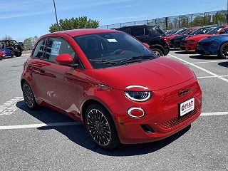 2024 Fiat 500e INSPI(RED) ZFAFFAA4XRX204574 in Gaithersburg, MD 2