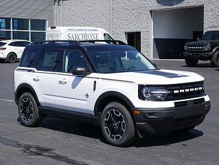 2024 Ford Bronco Sport Outer Banks 3FMCR9C61RRE73695 in Alliance, OH 8