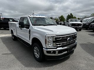 2024 Ford F-350 XLT 1FT8X3BN1RED52044 in Londonderry, NH 1