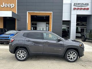 2024 Jeep Compass Latitude 3C4NJDFN1RT148591 in Anderson, IN 2