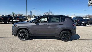 2024 Jeep Compass  3C4NJDBN3RT130678 in Appleton, WI 3