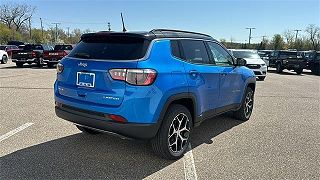 2024 Jeep Compass  3C4NJDCN9RT142042 in Bloomfield Hills, MI 5