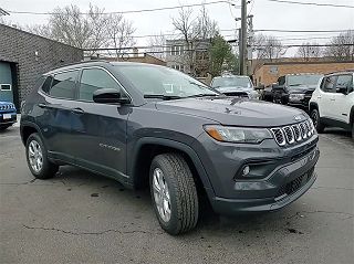 2024 Jeep Compass Latitude 3C4NJDBN8RT124620 in Chicago, IL 3