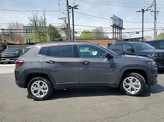 2024 Jeep Compass Latitude 3C4NJDBN7RT121482 in Chicago, IL 4