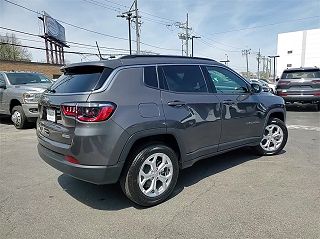 2024 Jeep Compass Latitude 3C4NJDBN7RT121482 in Chicago, IL 5