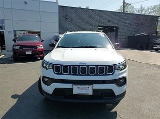 2024 Jeep Compass Latitude 3C4NJDFN1RT136909 in Chicago, IL 14
