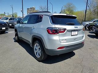 2024 Jeep Compass Latitude 3C4NJDBN7RT136368 in Chicago, IL 8