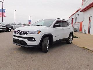 2024 Jeep Compass Latitude 3C4NJDFN1RT594143 in Crittenden, KY 3