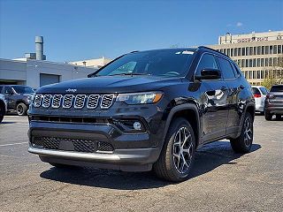 2024 Jeep Compass Limited Edition 3C4NJDCN5RT128994 in Dearborn, MI 38