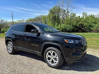 2024 Jeep Compass  3C4NJDBN4RT112075 in Dublin, OH 1