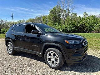 2024 Jeep Compass  3C4NJDBN4RT112075 in Dublin, OH