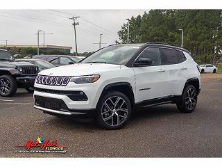 2024 Jeep Compass Limited Edition 3C4NJDCN9RT128027 in Flowood, MS 3