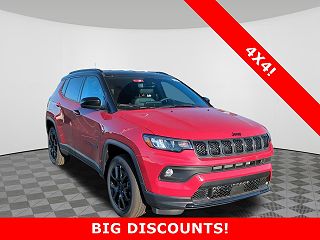 2024 Jeep Compass Latitude 3C4NJDBNXRT577217 in Fort Thomas, KY 1