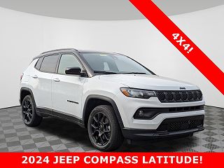 2024 Jeep Compass Latitude 3C4NJDBNXRT593143 in Fort Thomas, KY 1