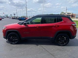 2024 Jeep Compass  3C4NJDBN9RT140874 in Greenfield, IN 6