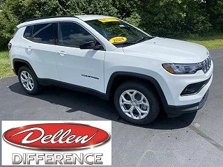 2024 Jeep Compass  3C4NJDBN7RT136094 in Greenfield, IN 1