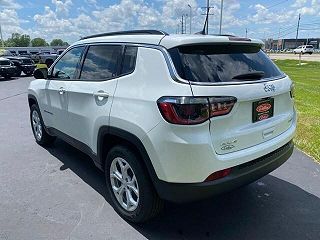 2024 Jeep Compass  3C4NJDBN7RT136094 in Greenfield, IN 5