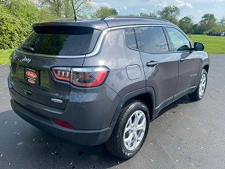 2024 Jeep Compass  3C4NJDBN3RT136092 in Greenfield, IN 3