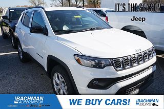 2024 Jeep Compass Latitude 3C4NJDBN8RT100320 in Jeffersonville, IN