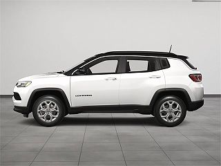 2024 Jeep Compass Latitude 3C4NJDBN6RT101191 in Johnston, RI 3