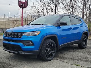 2024 Jeep Compass Latitude 3C4NJDBNXRT114557 in Lancaster, PA 3