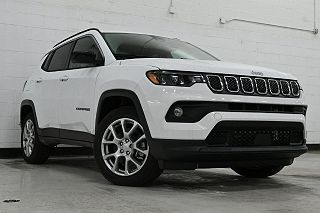 2024 Jeep Compass Latitude 3C4NJDFN7RT583390 in Lansing, IL
