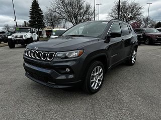 2024 Jeep Compass Latitude 3C4NJDFN6RT135786 in Livonia, MI 4