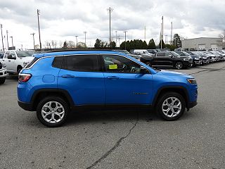 2024 Jeep Compass Latitude 3C4NJDBN0RT103891 in Lowell, MA 6