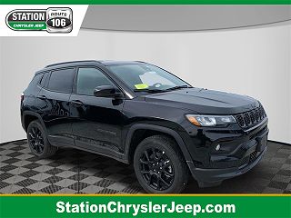 2024 Jeep Compass Latitude 3C4NJDBN9RT124125 in Mansfield, MA 1