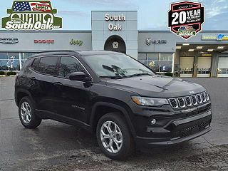 2024 Jeep Compass  3C4NJDBN5RT102154 in Matteson, IL 1