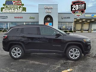 2024 Jeep Compass  3C4NJDBN5RT102154 in Matteson, IL 2